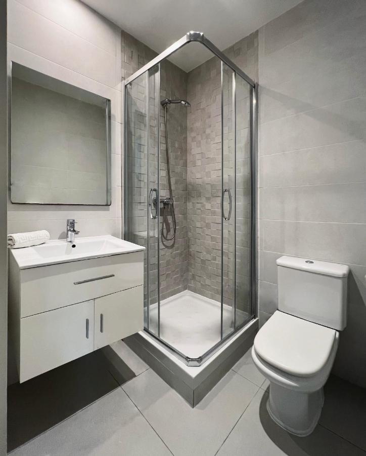 Stay U-Nique Apartments Sants Barcelona Kültér fotó
